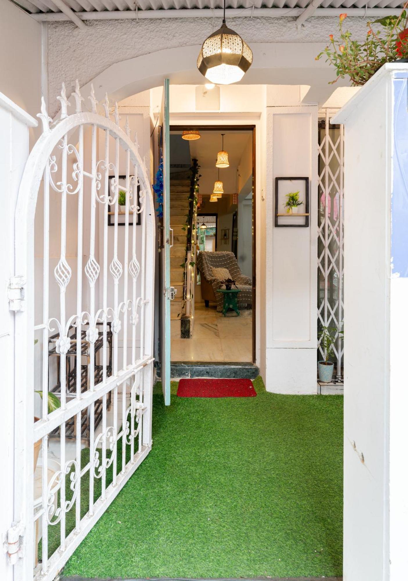Bollywood Boulevard Independent Villa Mumbai Exterior foto